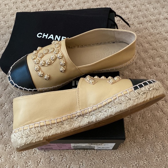 ❌NOT AVAILABLE ❌ CHANEL double espadrilles beige/black with studs - Picture 14 of 16